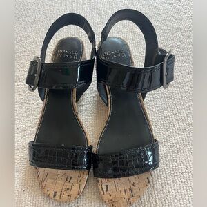 Donald Pliner sandals